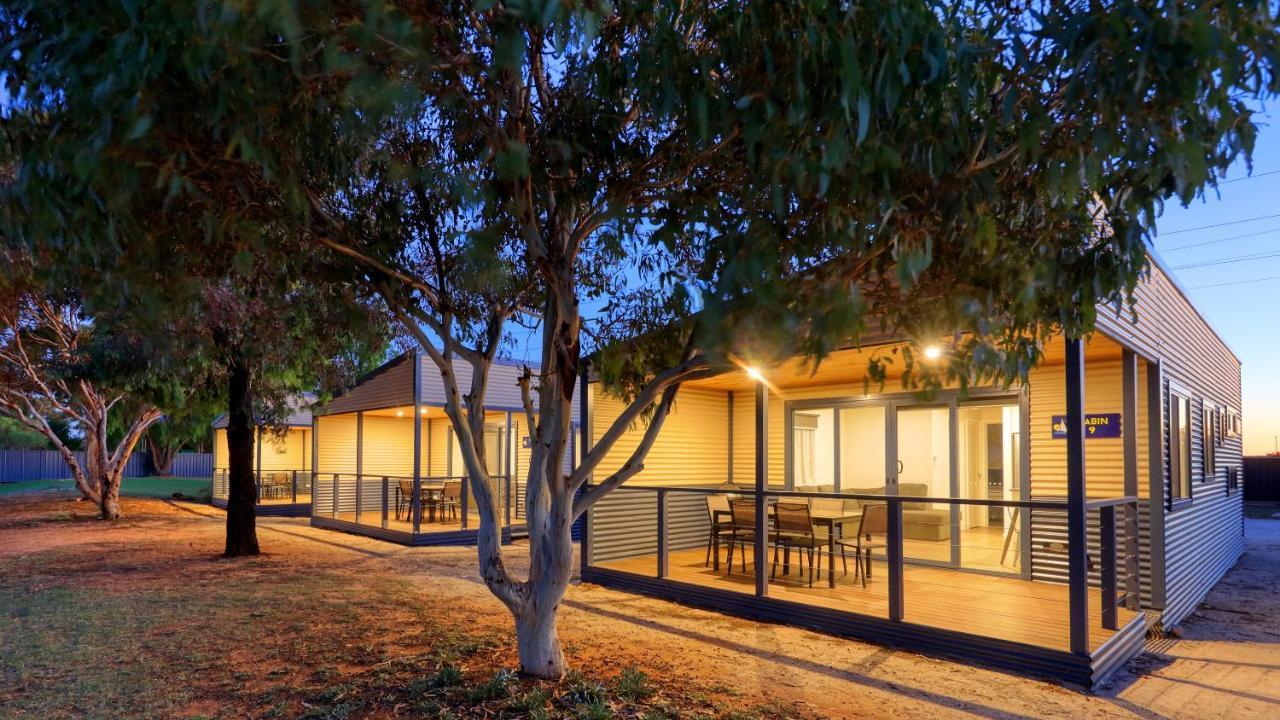 Lake Boga Caravan Park Exterior foto