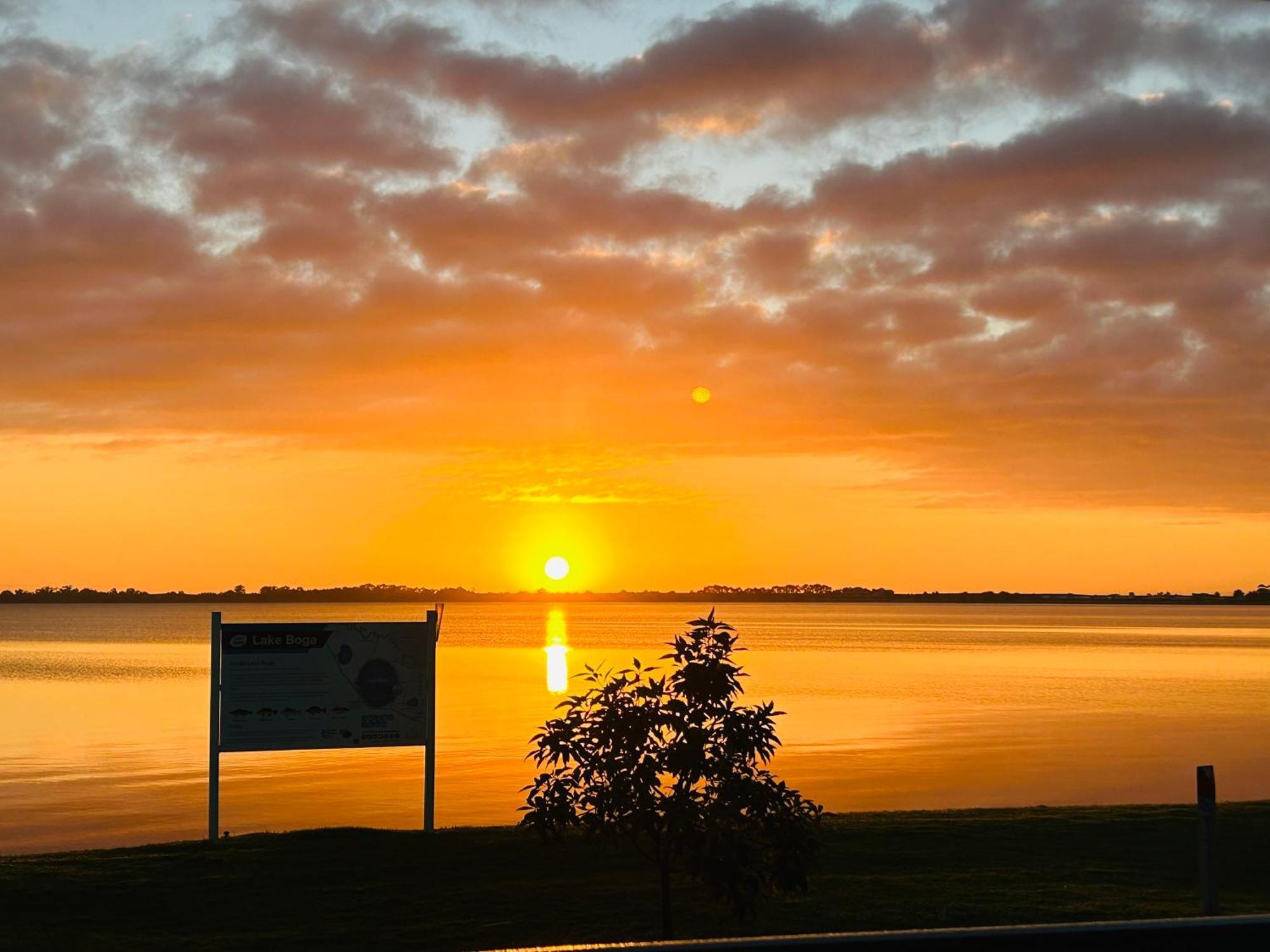 Lake Boga Caravan Park Exterior foto