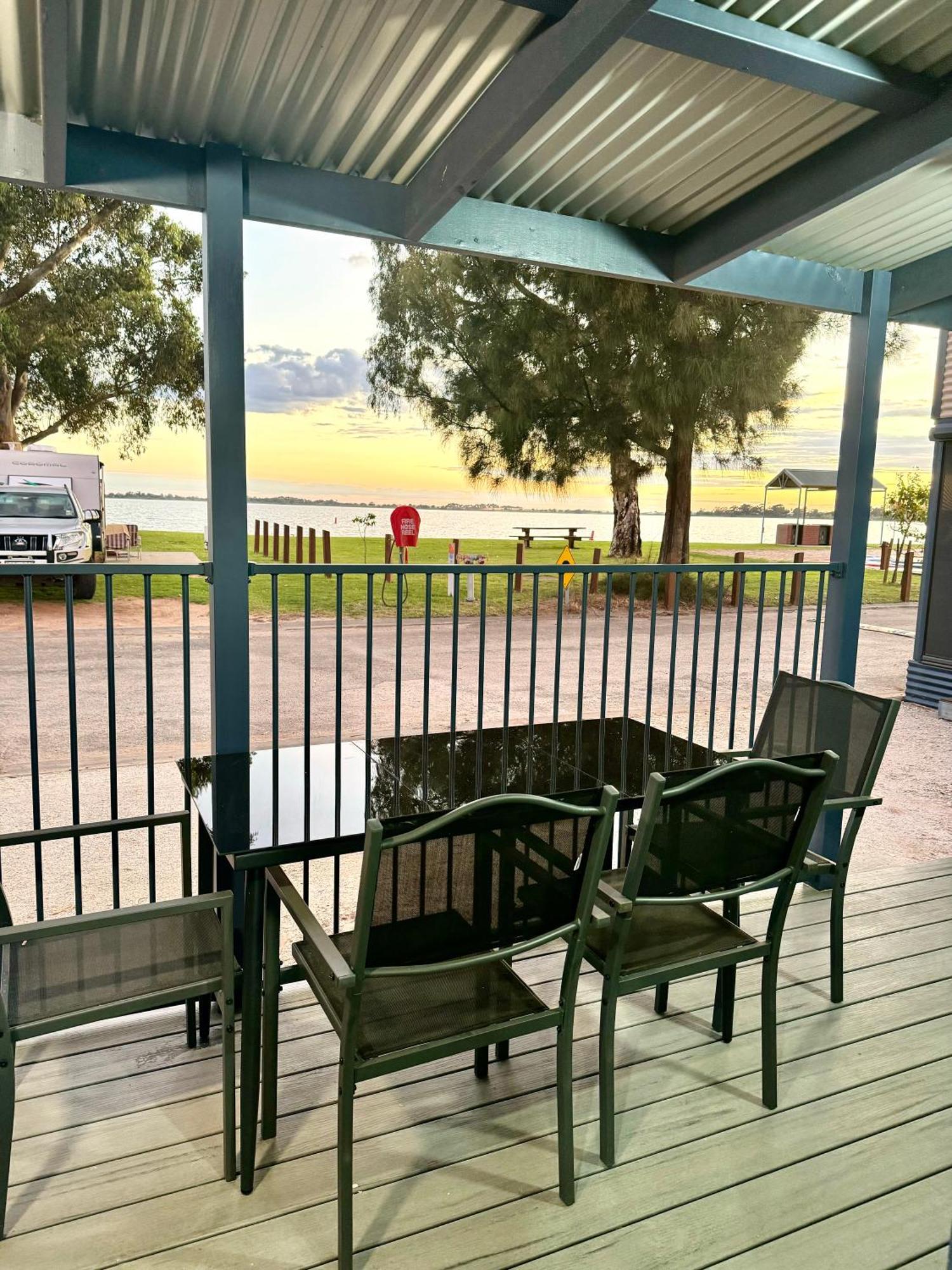 Lake Boga Caravan Park Exterior foto